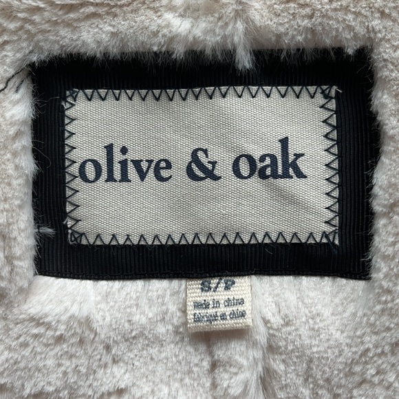 Faux shearling fur vest - Picture 5 of 5